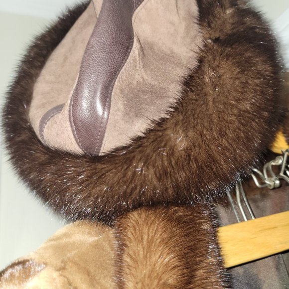 Sheared Mink Paw Coat - Picture 2 of 4